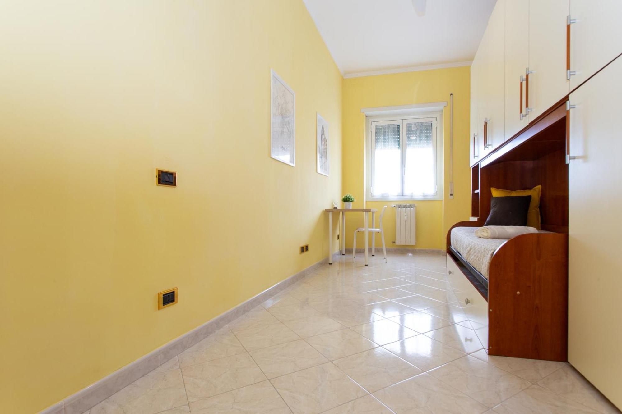 Apartment Your Whole Rom